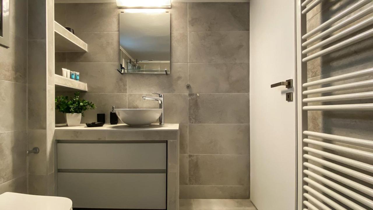 Acropolis Slow Living Apt Under The Parthenon Athen Exterior foto
